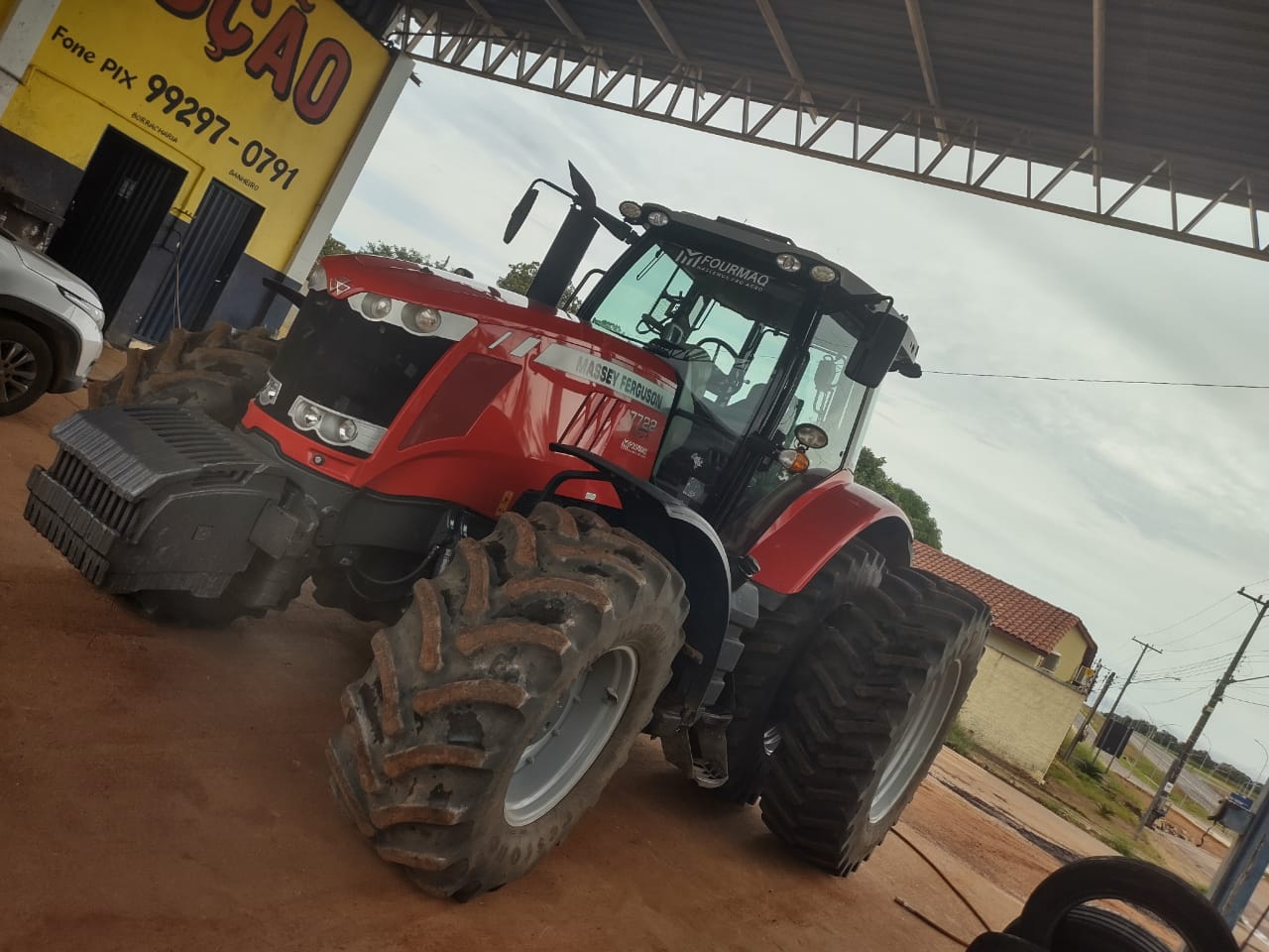 Trator Agrícola Massey Fergunisson MF 7722